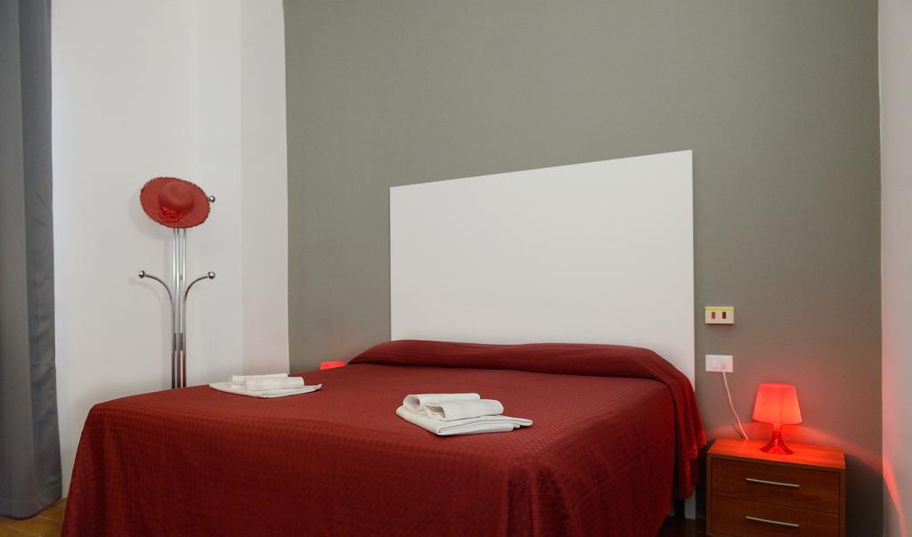 Hotel Piccola Firenze Firenzuola Zimmer foto